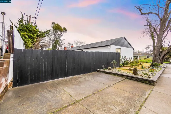 200 University Ave, Vallejo, California 94591