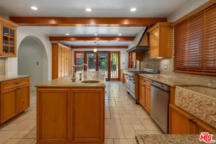 819 S Citrus Avenue, Los Angeles, California 90036