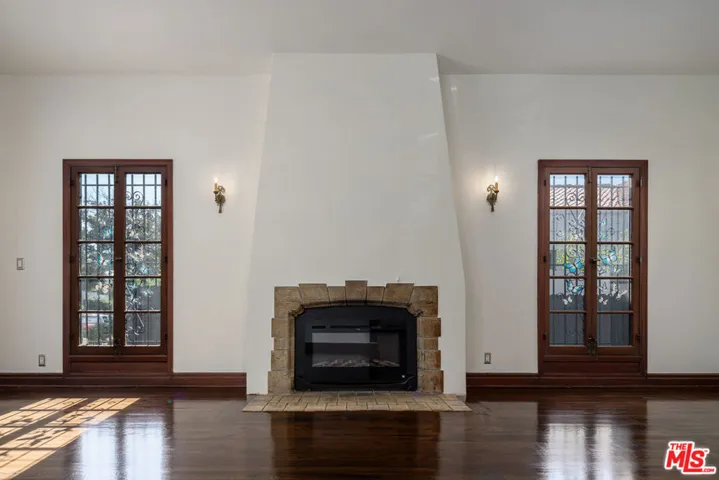 819 S Citrus Avenue, Los Angeles, California 90036