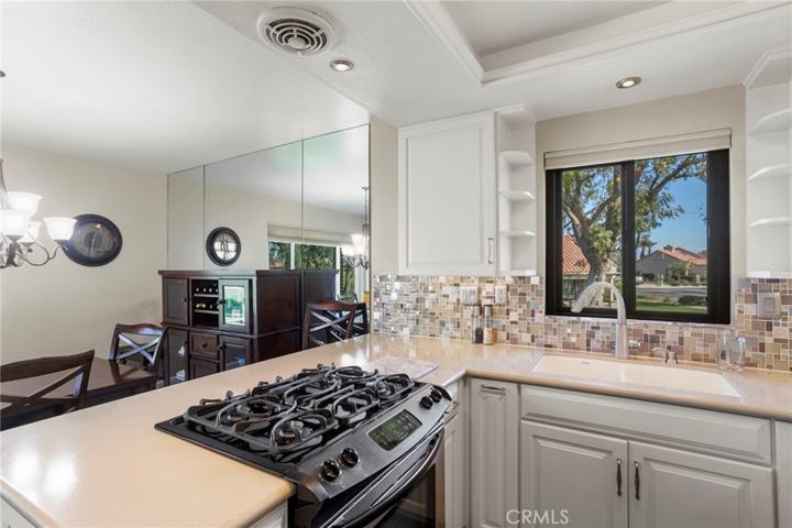 77280 Pauma Valley Way, Palm Desert, California 92211