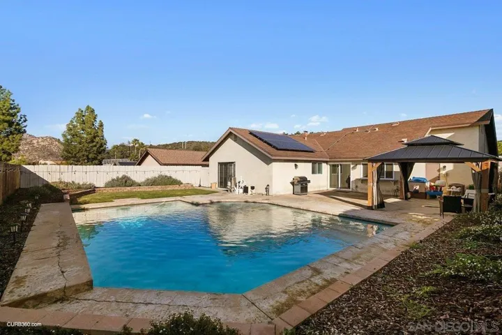 9626 Dorsal Dr, Lakeside, California 92040