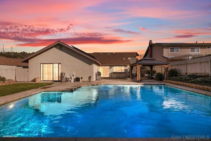 9626 Dorsal Dr, Lakeside, California 92040