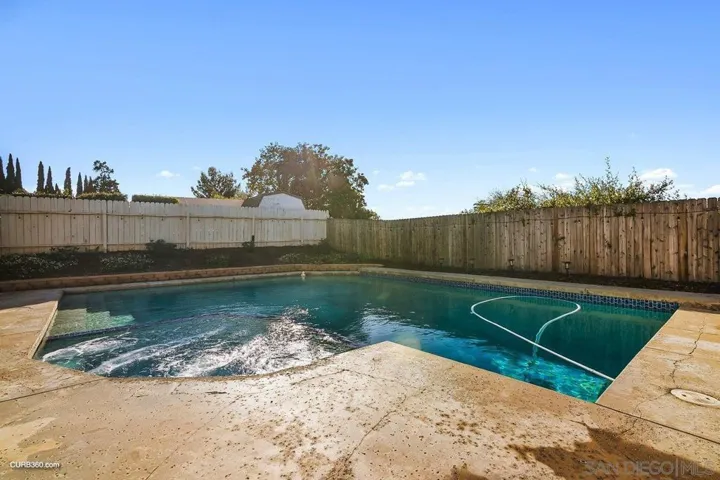 9626 Dorsal Dr, Lakeside, California 92040