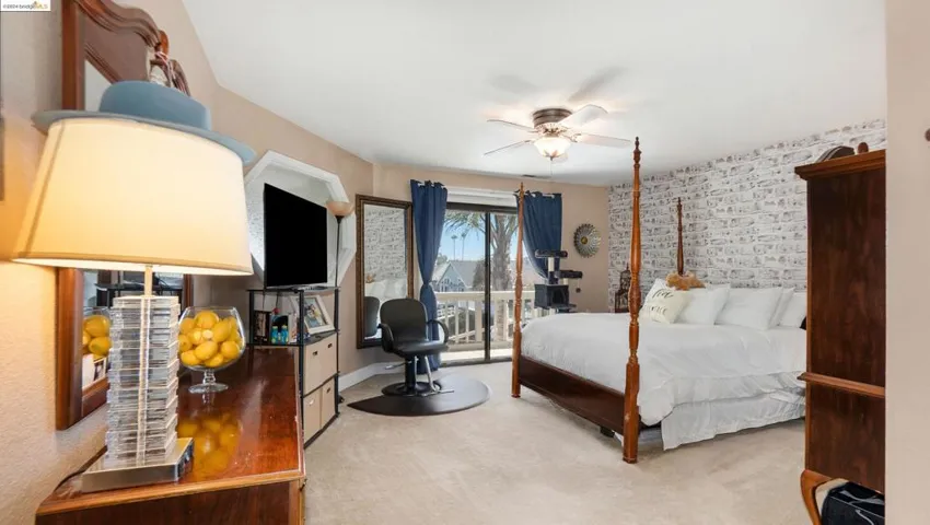 5518 Starfish Pl, Discovery Bay, California 94505