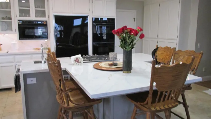 5518 Starfish Pl, Discovery Bay, California 94505