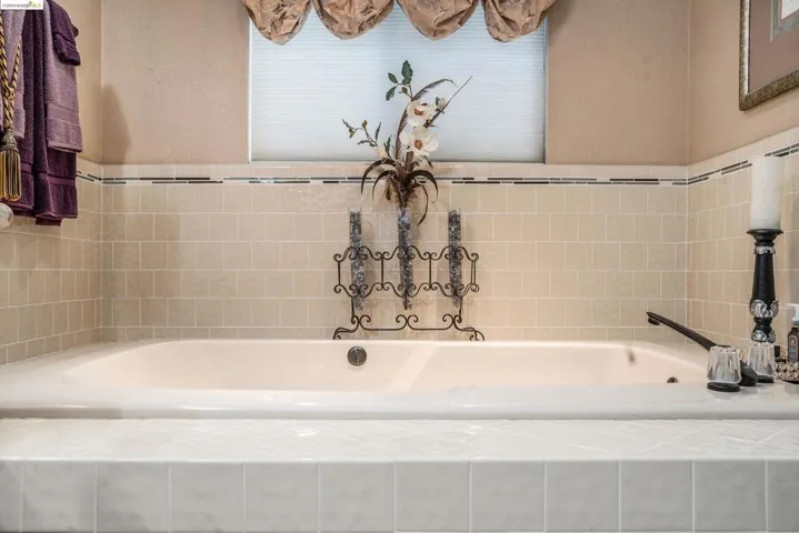 5518 Starfish Pl, Discovery Bay, California 94505