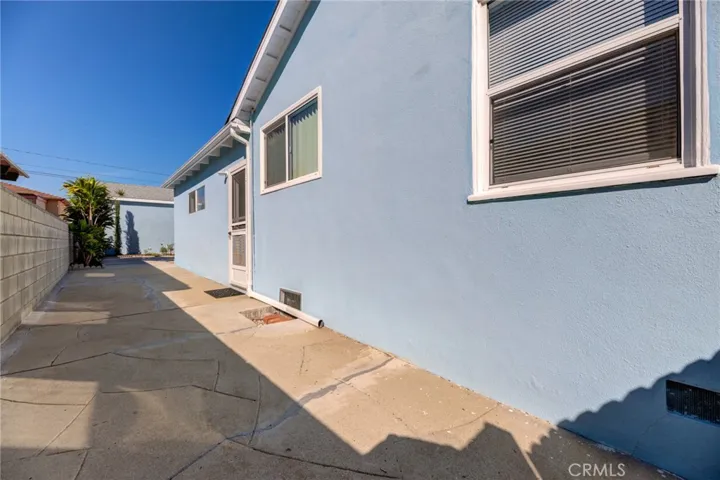 17223 Casimir Avenue, Torrance, California 90504