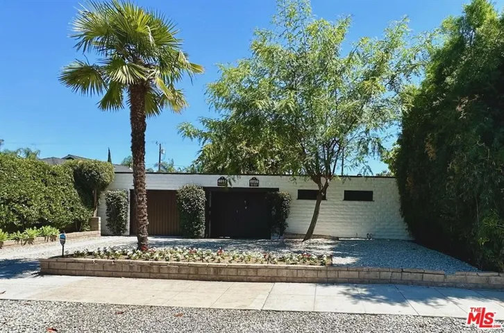 4014 W Chandler Boulevard, Burbank, California 91505