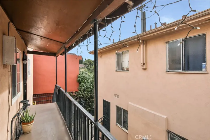 2755 E 58th Street, Huntington Park, California 90255