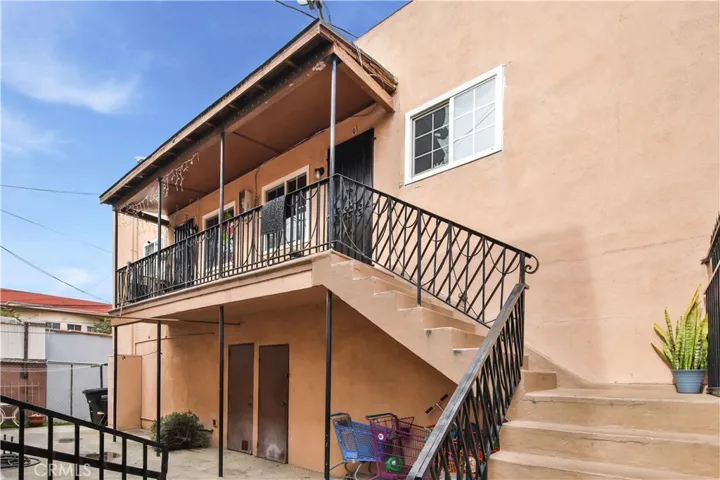 2755 E 58th Street, Huntington Park, California 90255