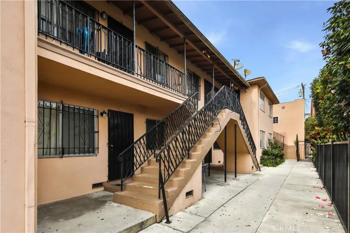2755 E 58th Street, Huntington Park, California 90255