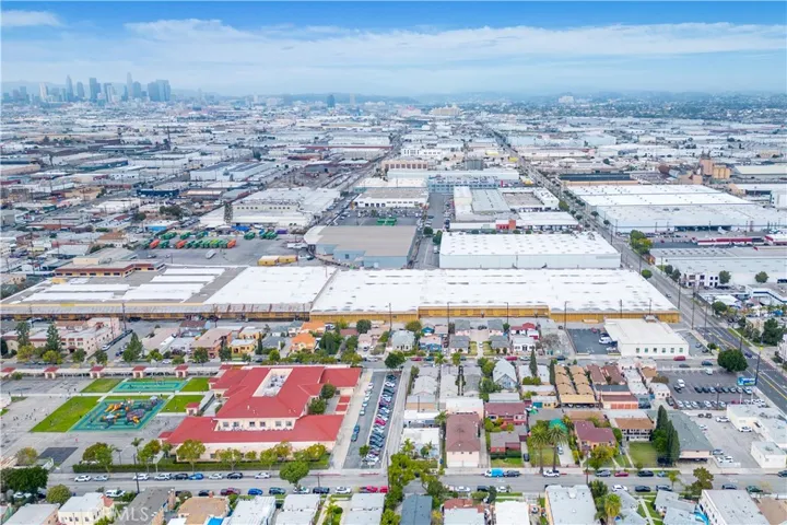 2755 E 58th Street, Huntington Park, California 90255