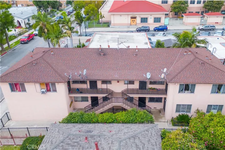 2755 E 58th Street, Huntington Park, California 90255