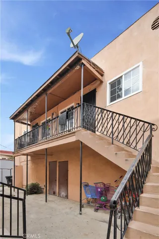 2755 E 58th Street, Huntington Park, California 90255
