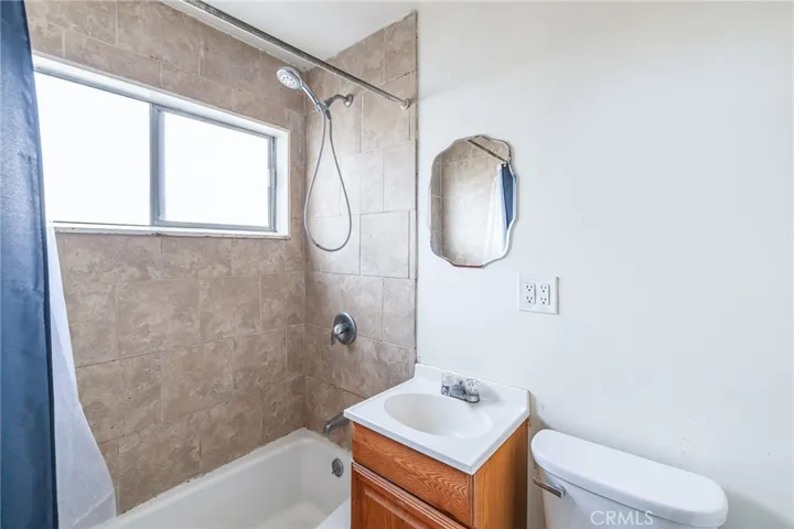 18512 Ashley Avenue, Torrance, California 90504
