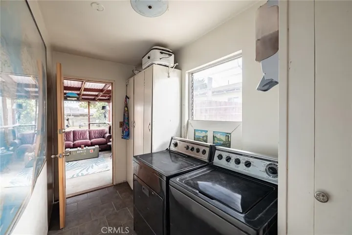 18512 Ashley Avenue, Torrance, California 90504