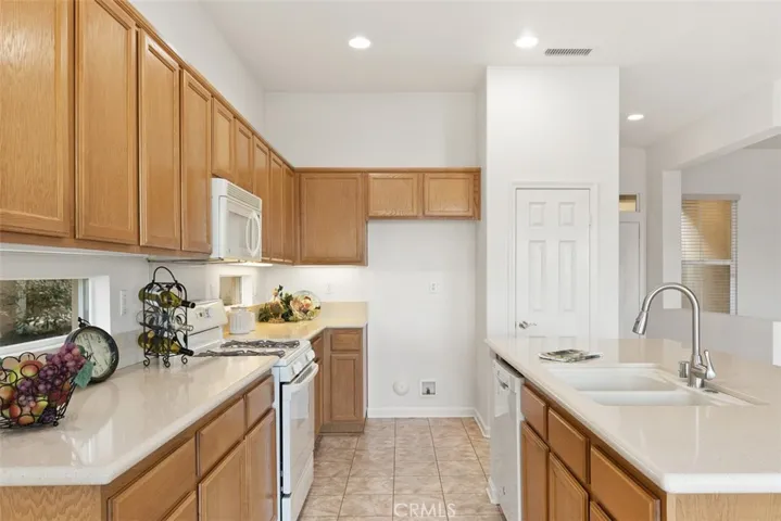 Spacious kitchen