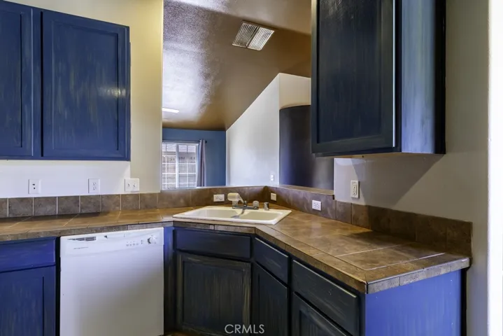 6626 Cholla Avenue, 29 Palms, California 92277