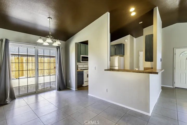 6626 Cholla Avenue, 29 Palms, California 92277