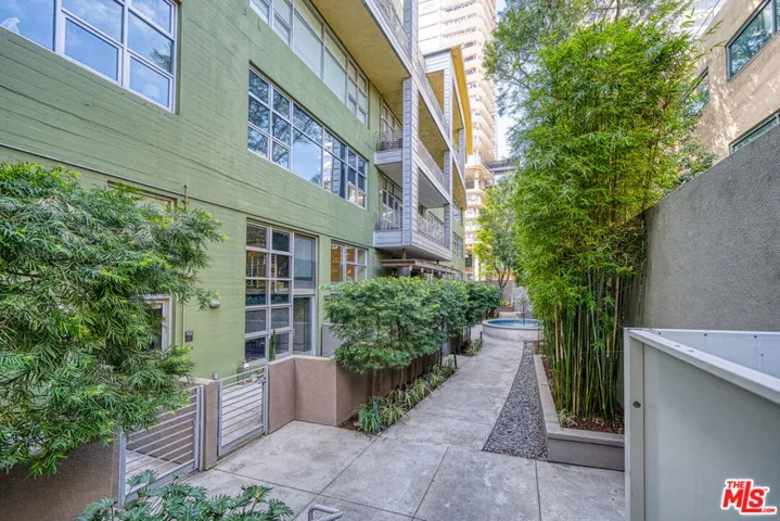 1130 S Flower Street 408, Los Angeles, California 90015
