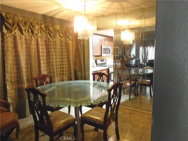 1178 Oakwood Avenue, Rialto, California 92376