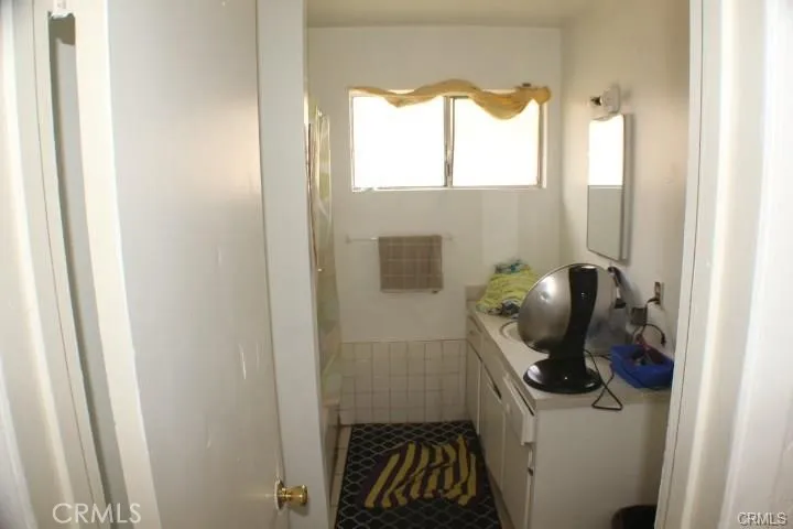 4108 Lexington Avenue, Bakersfield, California 93306