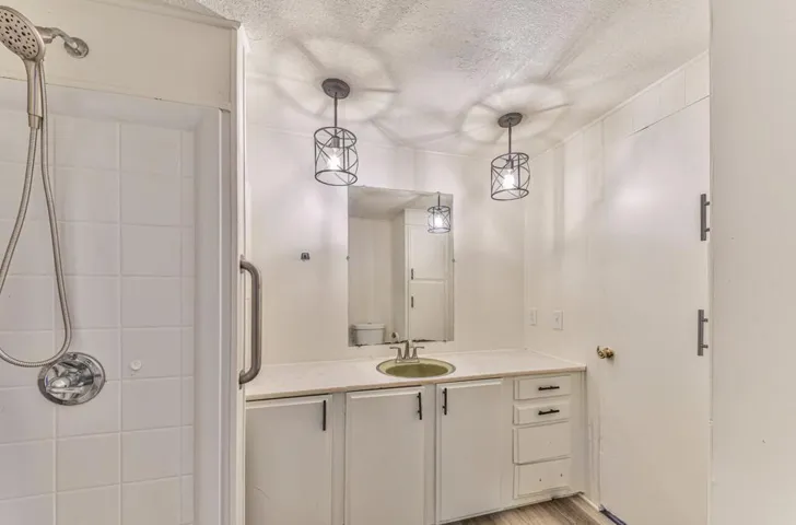 17095 Wilson Way, Royal Oaks, California 95076