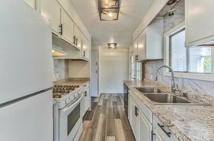 17095 Wilson Way, Royal Oaks, California 95076