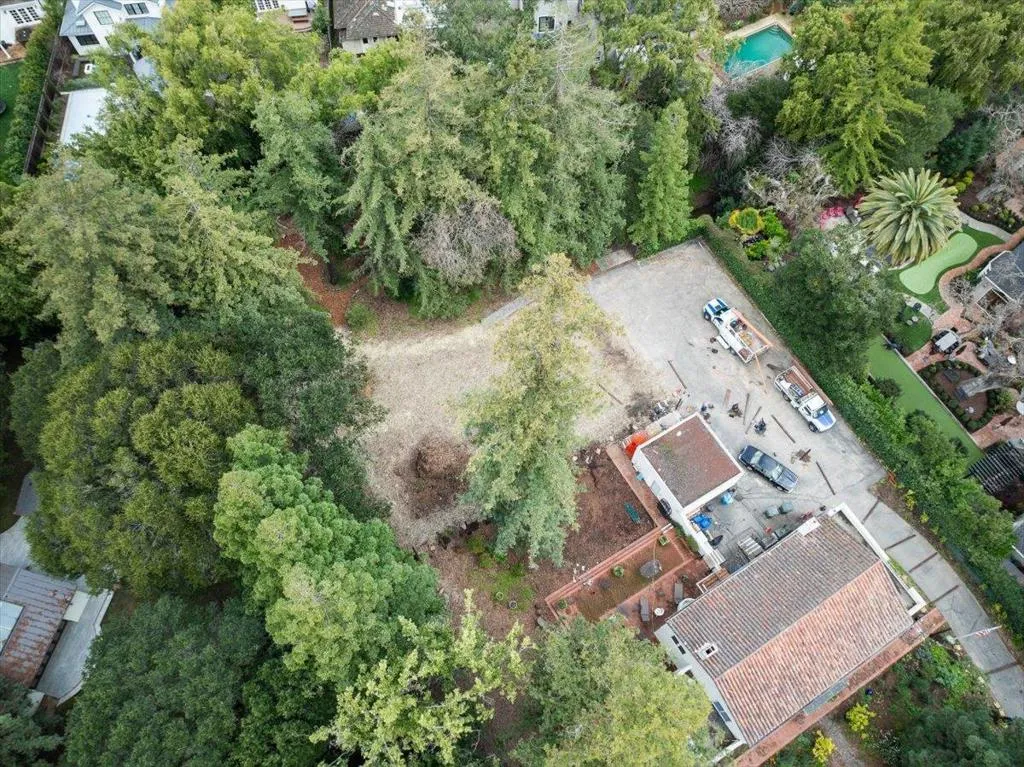 848 Edgewood Road, Redwood City, California 94062 home-pic-15