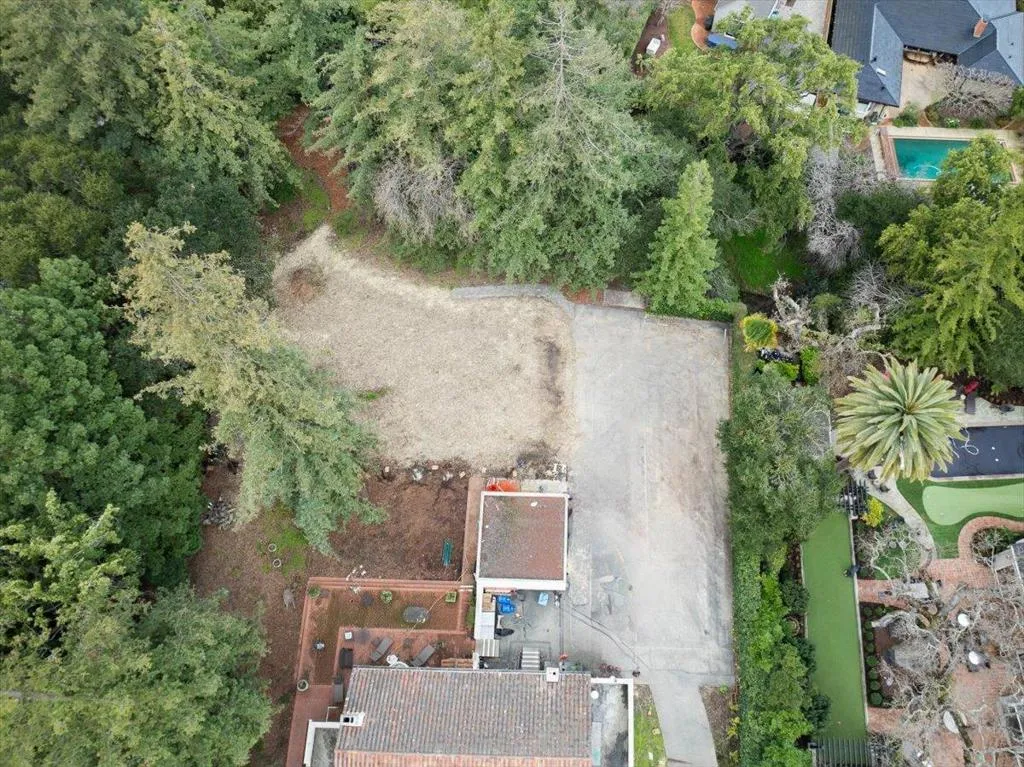848 Edgewood Road, Redwood City, California 94062 home-pic-16