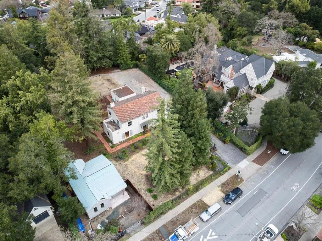 848 Edgewood Road, Redwood City, California 94062 home-pic-21