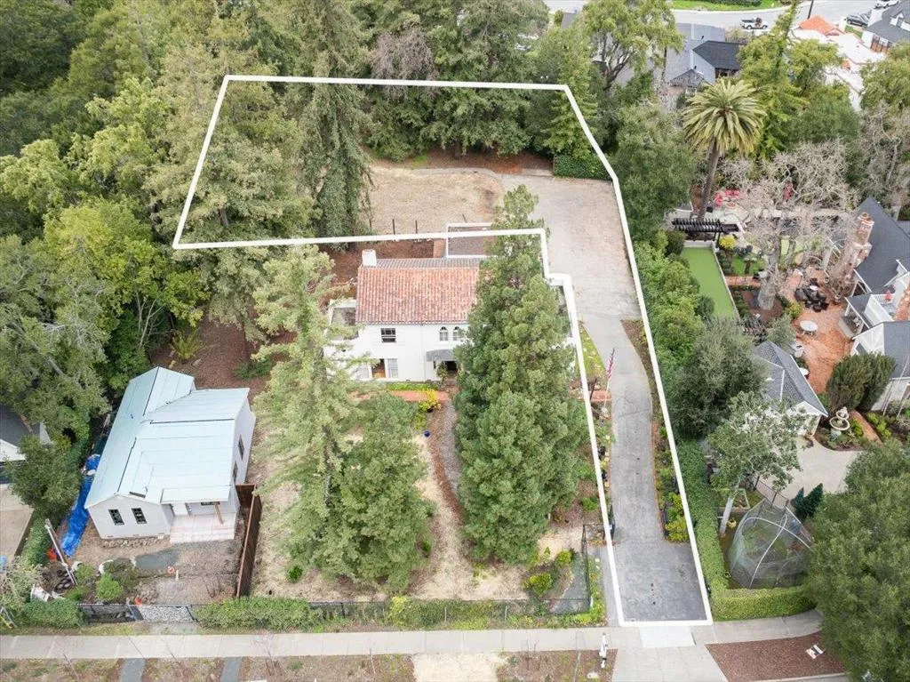 848 Edgewood Road, Redwood City, California 94062 home-pic-19