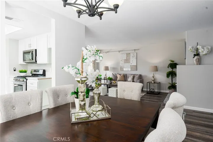 28852 Oakview Lane, Trabuco Canyon, California 92679
