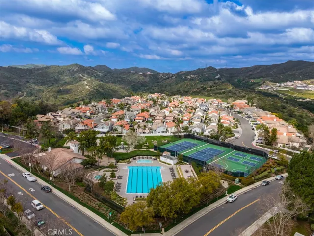 28852 Oakview Lane, Trabuco Canyon, California 92679