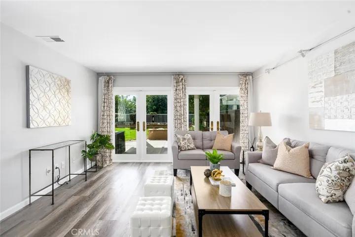 28852 Oakview Lane, Trabuco Canyon, California 92679