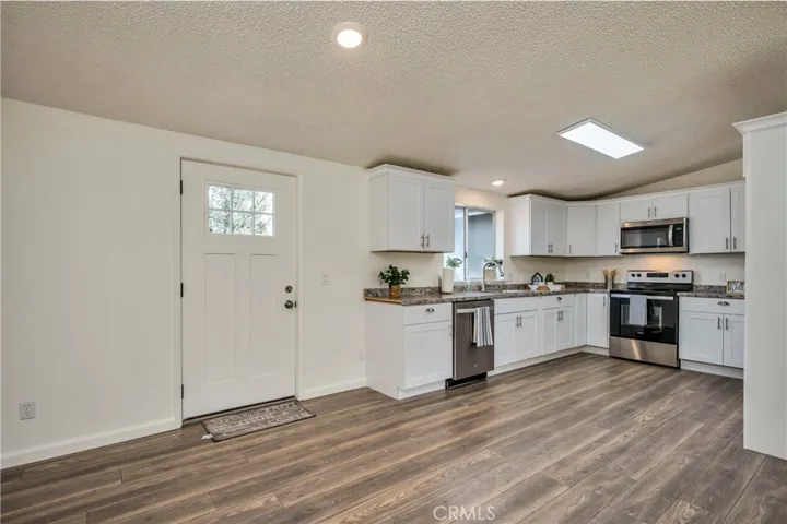8287 Bottle Rock Road, Kelseyville, California 95451