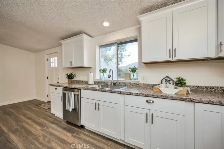 8287 Bottle Rock Road, Kelseyville, California 95451