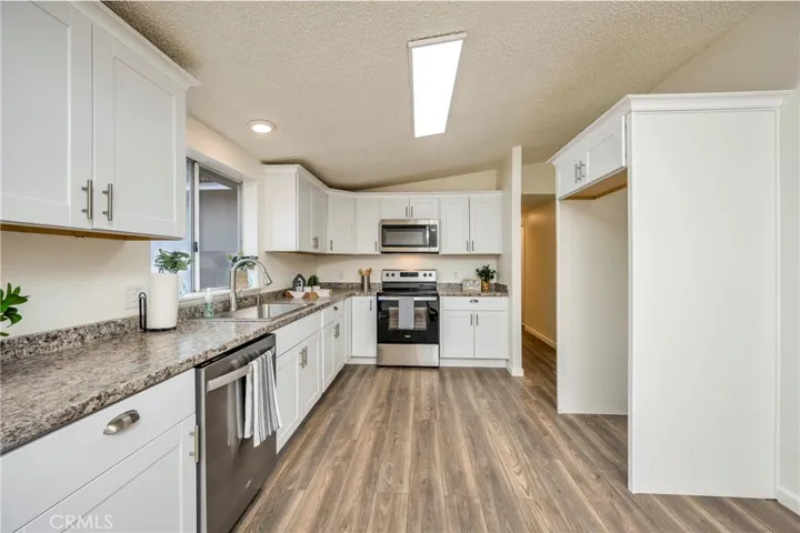 8287 Bottle Rock Road, Kelseyville, California 95451