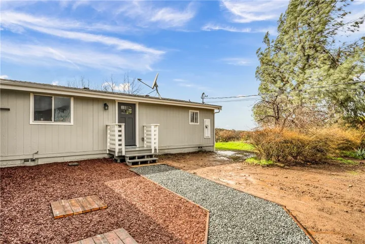 8287 Bottle Rock Road, Kelseyville, California 95451
