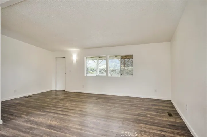 8287 Bottle Rock Road, Kelseyville, California 95451