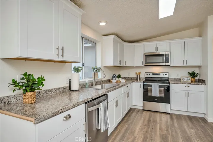 8287 Bottle Rock Road, Kelseyville, California 95451