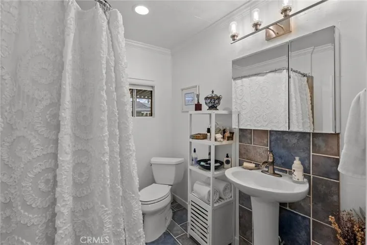 1215 Anchors Way Drive 90, Ventura, California 93001