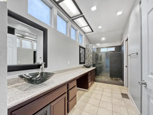 5123 Canada Hills Dr, Antioch, California 94531