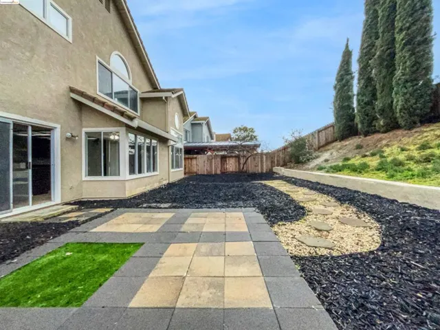 5123 Canada Hills Dr, Antioch, California 94531