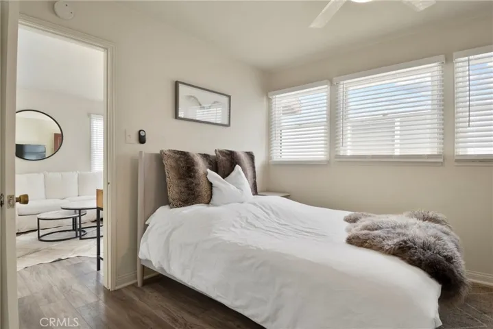 215 29th Street B, Newport Beach, California 92663