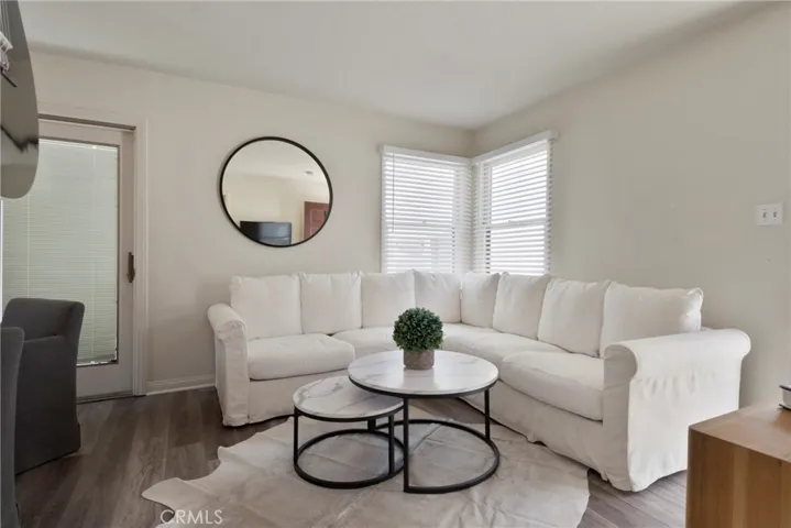 215 29th Street B, Newport Beach, California 92663
