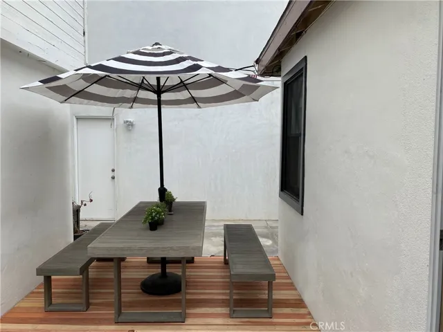 215 29th Street B, Newport Beach, California 92663