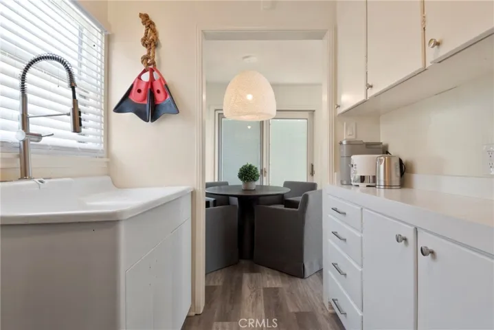 215 29th Street B, Newport Beach, California 92663
