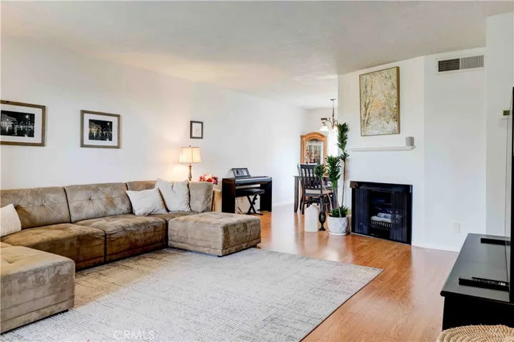 9580 Via Bernardo, Sun Valley, California 91504