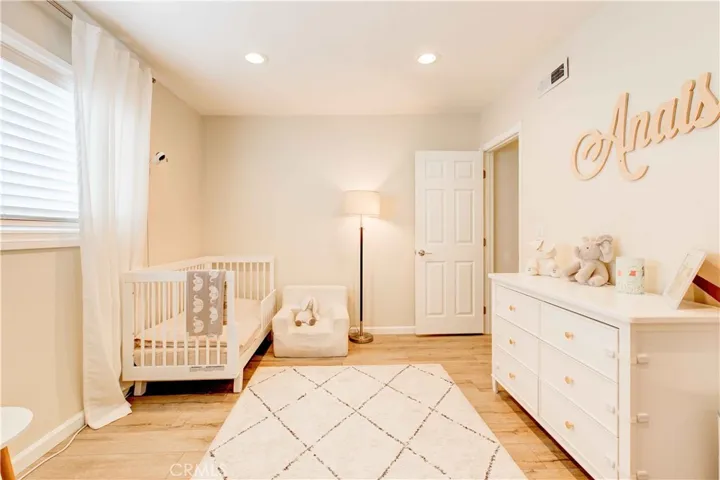 9580 Via Bernardo, Sun Valley, California 91504